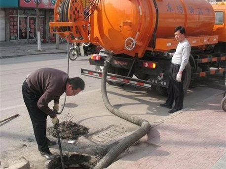 翁田镇清掏化粪池，健康生活从这里开始
